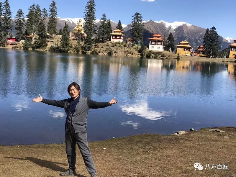 艺术家王占武 入驻八方百匠